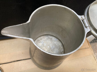 Konvice na vodu hlníková stará bytelná - 10