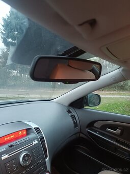 Kia Ceed 2012, 1.6 benzín - 10