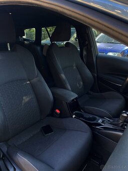 TOYOTA COROLLA 1.8 HYBRID - 10