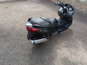 Suzuki burgman 125i executive CZ doklady v ceně - 10