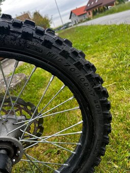 Prodám pitbike s koly 17/14 - 10