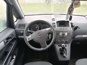 Zafira B 1.9 CDTI, 74 kW, tažné, 235000 km - 10