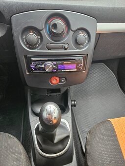 Renault Clio Grandtour 1.2i 55kw r.v.9/2012,1Maj ČR - 10