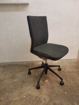 Kancelárska zidle Vitra ID soft - 10