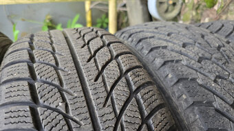 Opel Vektra A  zimní sada pneu + disky 14" - 10