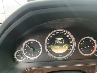 Mercedes-Benz E200 NGT (CNG) - 10