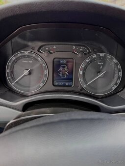 Prodám osobní vůz Škoda Octavia combi 2.0 TDI - 10