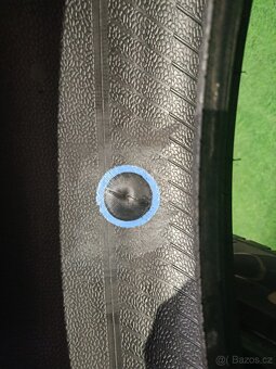 4ks letni 225/50/18 pirelli - 10