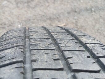 Prodám sadu Orig ALU kol Ford 185/70R13 letní - 10