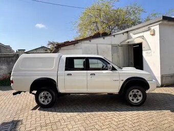 Mitsubishi L200 - 10