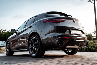 Alfa Romeo Stelvio Veloce 280 Q4 - TOP ZÁNOVNÍ STAV - 10