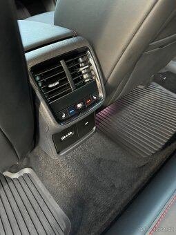 Škoda Octavia 4 RS TSI 180kw Combi - 10