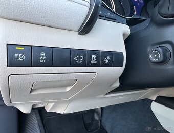 Toyota Camry hybrid 2023 záruka - 10