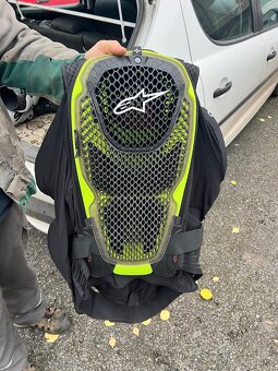 Helma, Boty, chrániče, vesta, kalhoty - 10