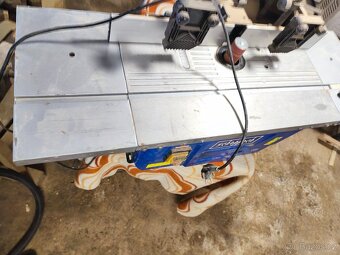 3 DŘEVOOBRÁBĚCÍ STROJE - 10