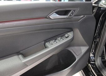 Volkswagen Golf GTI Clubsport DSG 221kW benzín automat - 10