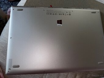 Lenovo Yoga 920 – i7 8. generace / 16 GB RAM / 1 TB SSD - 10