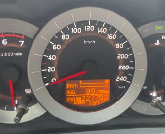 Toyota RAV 4, 2,2D-CAT 4x4, 130kW - 10