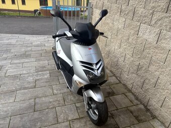 Aprilia leonardo 250 - 10