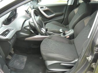 PEUGEOT 2008 1.2 60kw - 10