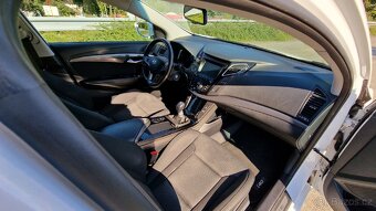 Hyundai i40 2019, 1,6 CRDi, malý nájezd, výborný stav - 10