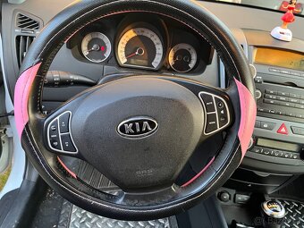 Kia Ceed 1.6 benzín 85kw - 10