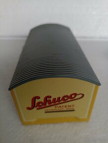 SCHUCO garáž + autíčko - 10