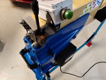 Štípačka na dřevo 5 tun - 10