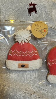 VÁNOČNÍ PERNÍČKY - DÁRKOVÁ KRABIČKA MIX
- 10