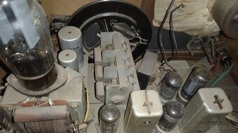 Historické rádio klasik - 10