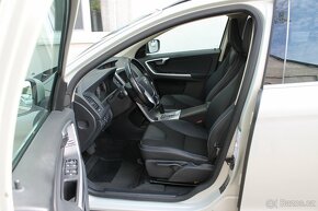 Volvo XC60 2.4D5 120kW AWD Automat+Navi+Kamera+Tažné - 10