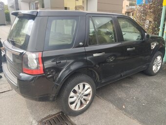 Land Rover Freelander 2.2Td4 r.v.2010 - 10