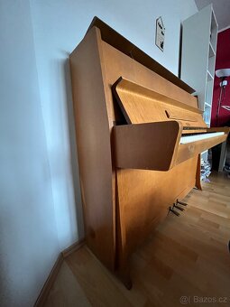 Pianino Petrof - 10