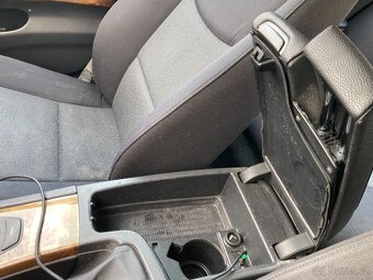 BMW E90 320d, 120kW, TK do 2027 - 10