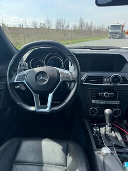 Mercedes benz C63 W204 - 10