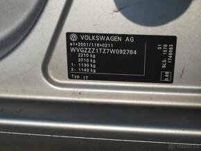 VW Touran 1.9 TDi 7 miestne rok 2007 - 10