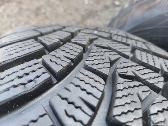 Prodám sadu Orig ALU kol Mazda 215/65R16 zimní - 10