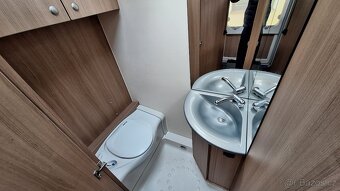 Bürstner Averso Fifty 420 TS, el. pojezd - 10