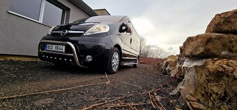 Opel Vivaro 2.5 CDTI L2H1 COMBI - 10
