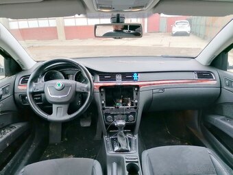 Škoda Superb sedan, 12/2010, 3.6 V6 benzín 191 kW - 10
