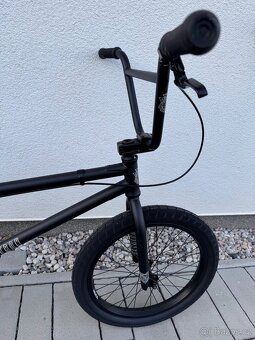 BMX kolo Flybikes Electron 21” RHD Flat Black - 10