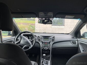 Hyundai i30 - 10