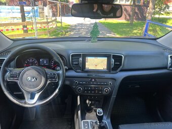 KIA SPORTAGE 1.6 GDI - 10