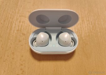 Sluchátka Samsung Galaxy Buds SM-R170 - 10