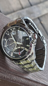 CITIZEN Eco-Drive Chronograph 0-24 Day - 10