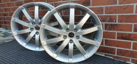 Aston Martin DB9 alu - 10