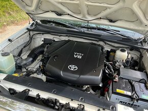 Toyota Tacoma - 10