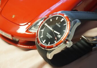 Titoni model Seascoper black - red, orig. hodinky, stav NOVÉ - 10