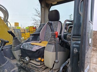 KOMATSU PC 138 US-8 - 10