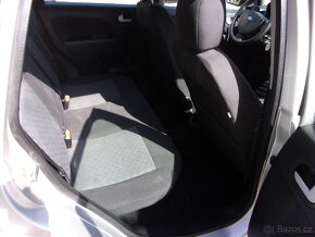 Ford Fiesta 1,25i 16V 55kW, provoz 2004,po maj.r. 1936 - 10